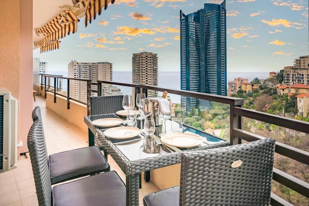 Apartment Monte Carlo Monaco Border, Swimming Pool, Parking, View, Terrace