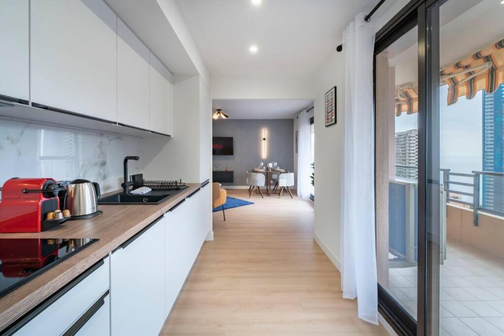 Monte Carlo Monaco Border, Swimming Pool, Parking, View, Terrace *