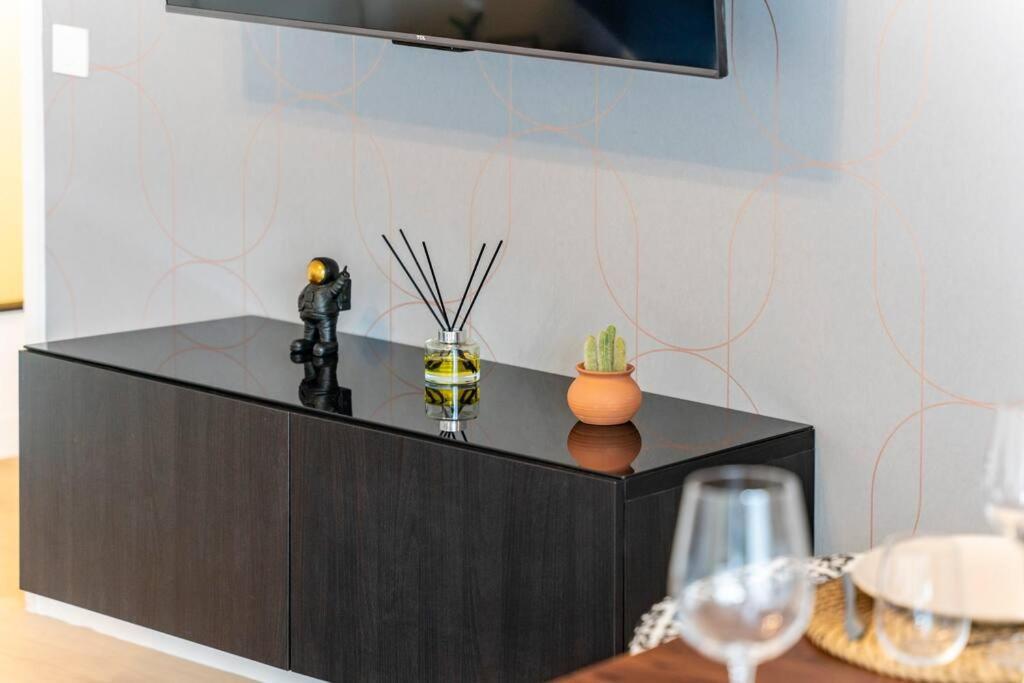 Monte Carlo Monaco Border, Swimming Pool, Parking, View, Terrace Apartment